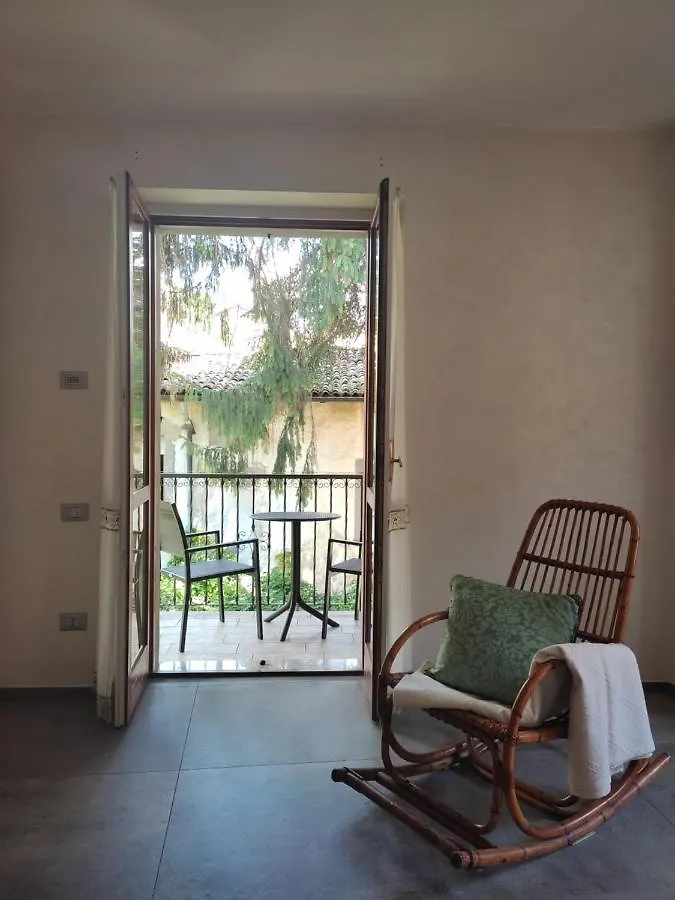 Iseolakerental - La Filandina Riva di Solto Italy