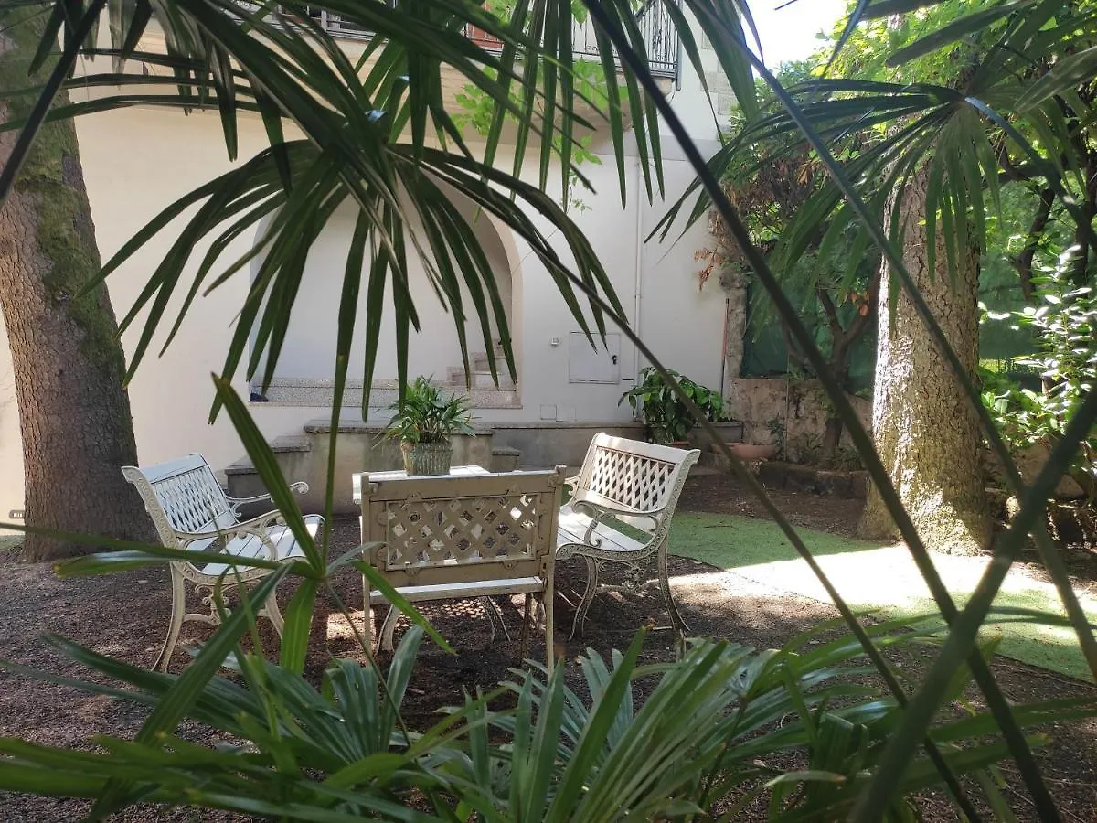 Iseolakerental - La Filandina Riva di Solto